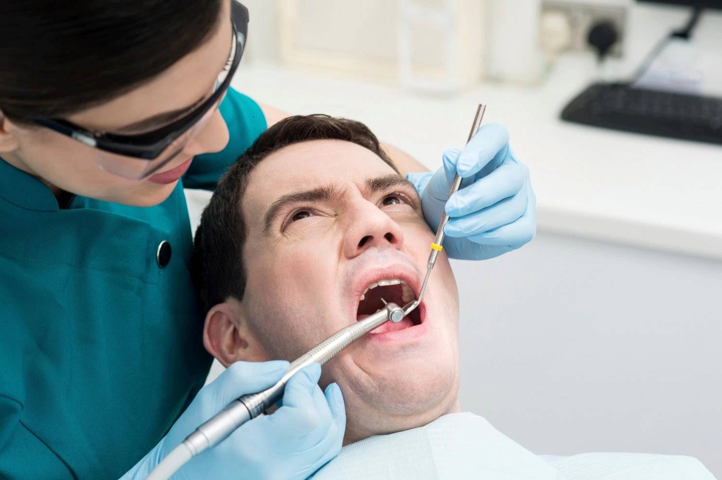 علائم و نشانه های ترس از دندانپزشک