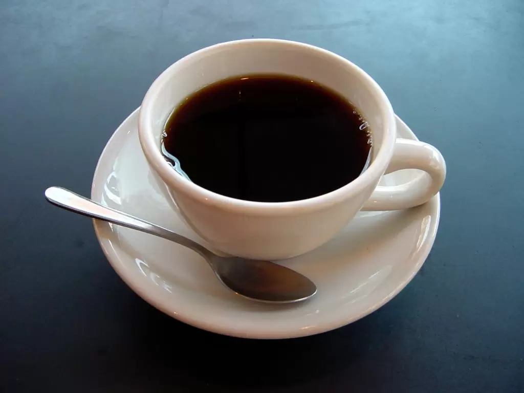 یک فنجان کوچک قهوه